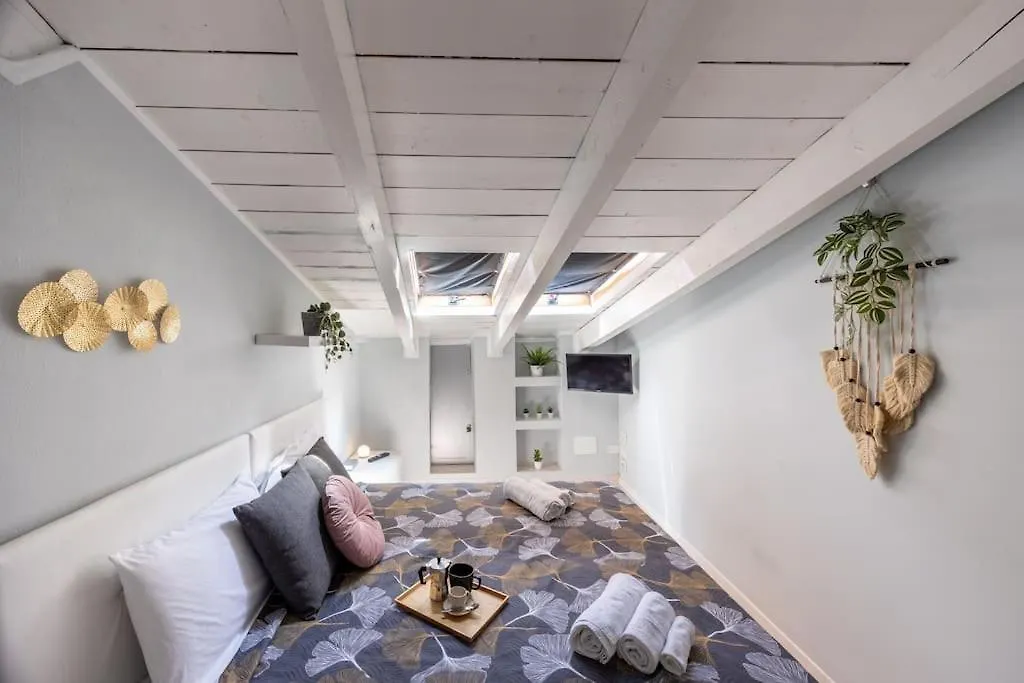 Apartamento 300 M From Metro M3-Netflix-Wi-Fi Milán 0*,
